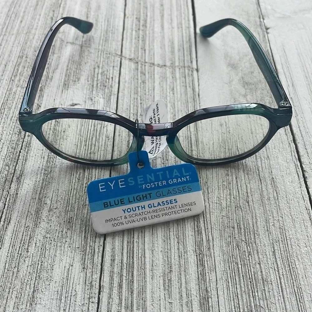 Eye Essentials by Foster Grant Youth Glasses. New with Tags!